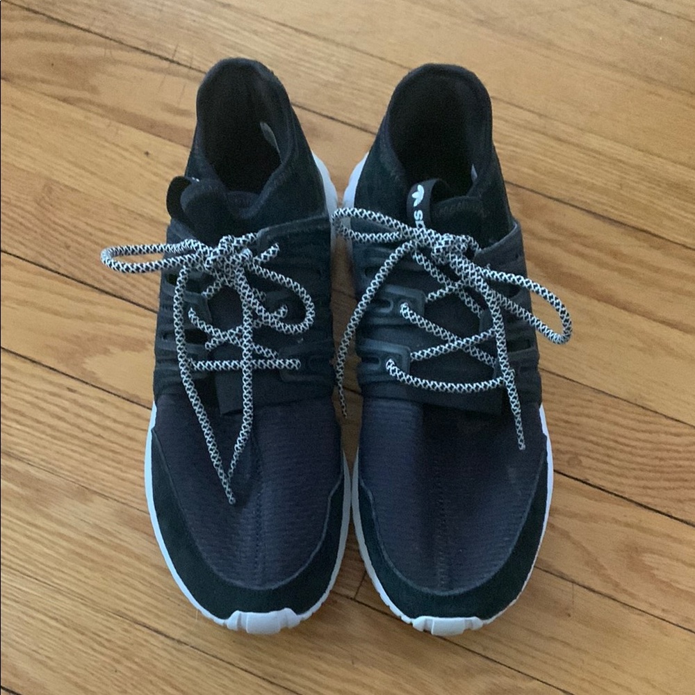 Slip on Adidas Sneaker